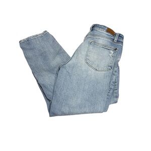 Judy Blue Light Blue Denim size 3/26 distressed on legs and cuffs